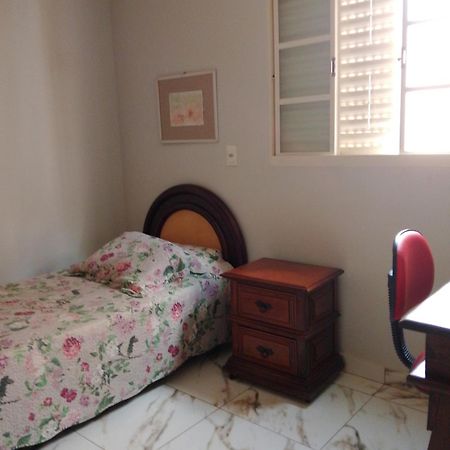 Casa Amarela Apartment Uberlandia Luaran gambar